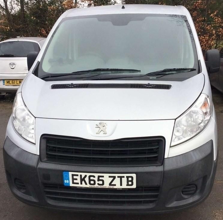 Used Peugeot Expert 2015 Silver Van