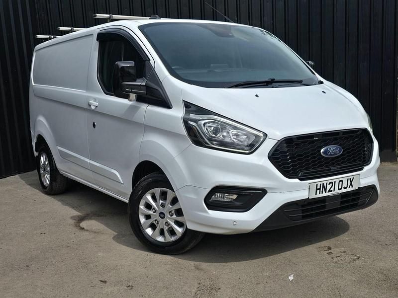 Used Ford Transit Custom Limited 130 HP (95 kW) 2021 White Van