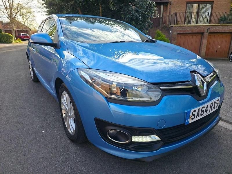 Used Renault Mégane Coupé Dynamique 110 HP (80 kW) 2014 Blue Coupe