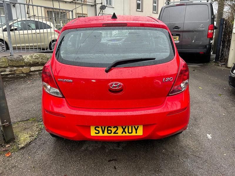 Used Hyundai i20 Style 2012 Red Hatchback