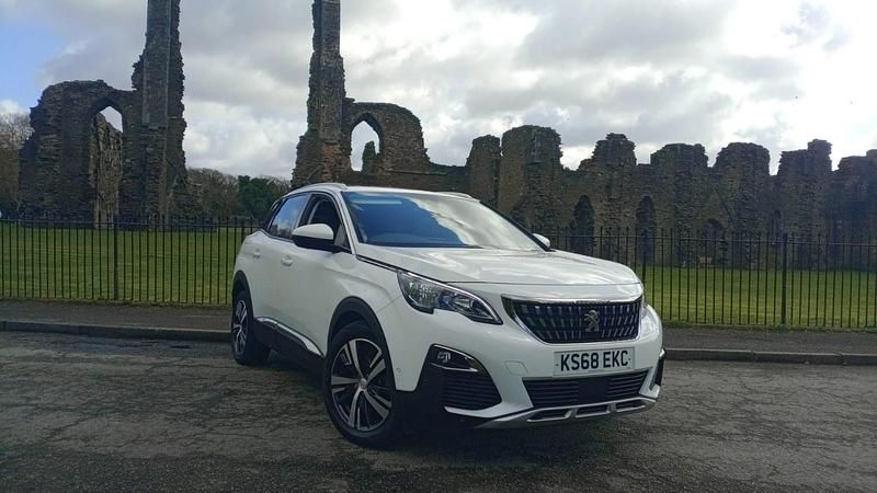 Used Peugeot 3008 Allure 130 HP (95 kW) 2018 White SUV
