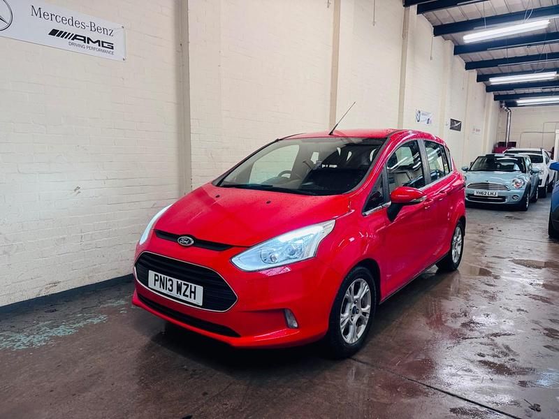 Used Ford B-MAX Zetec 90 HP (66 kW) 2013 Red MPV