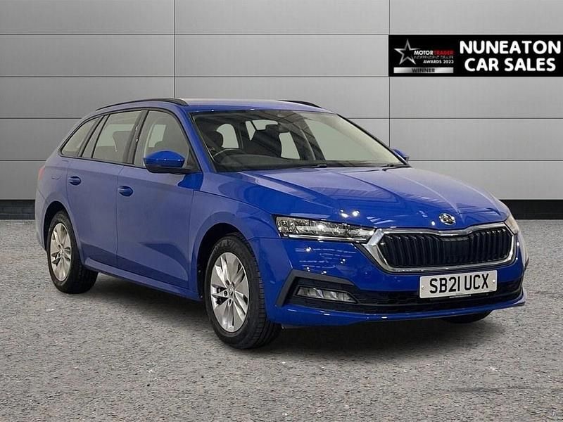 Blue Used 2021 Skoda Octavia SE Estate | £16,700 (Fair price) - Image 1/4