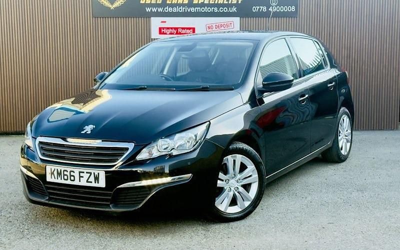 Used Peugeot 308 Active 120 HP (88 kW) 2016 Black Hatchback