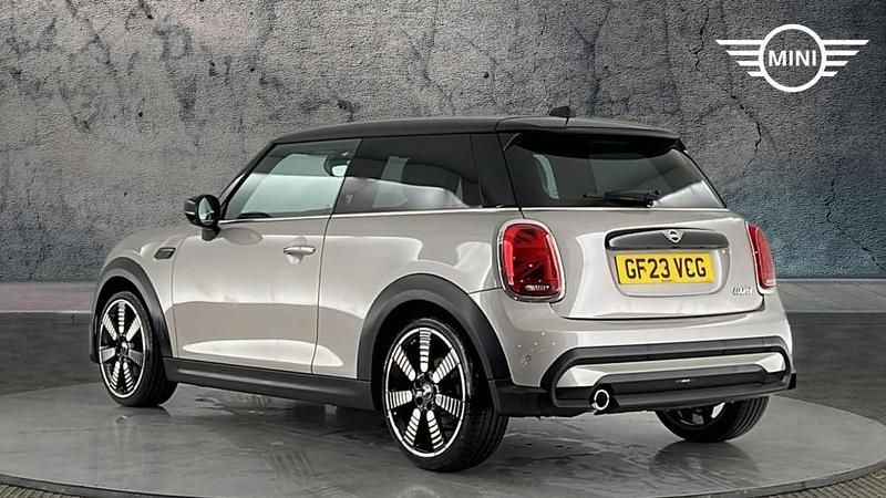 Used Mini Cooper Exclusive 134 HP (98 kW) 2023 Grey Hatchback