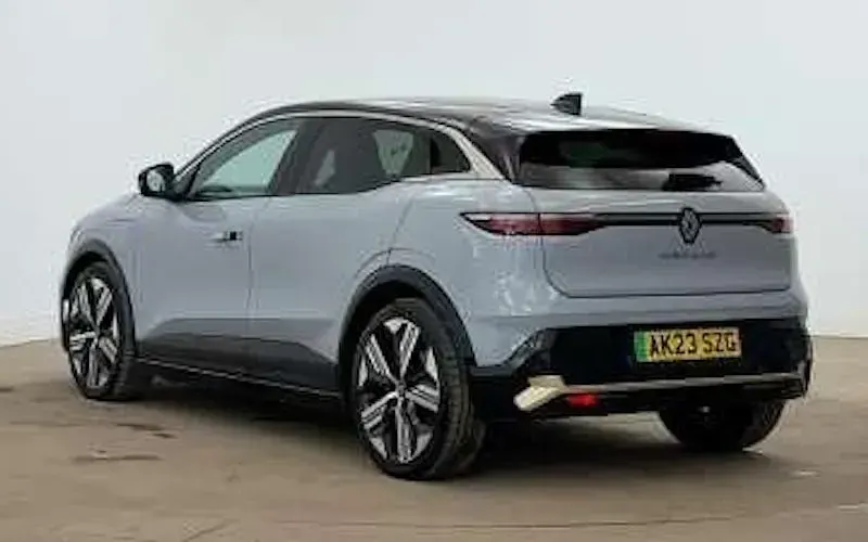 Used Renault Megane E-Tech Iconic 160 kW (218 HP) 2023 Hatchback
