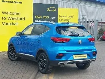 Używany MG ZS Exclusive 111 KM (81 kW) 2023 Niebieski SUV