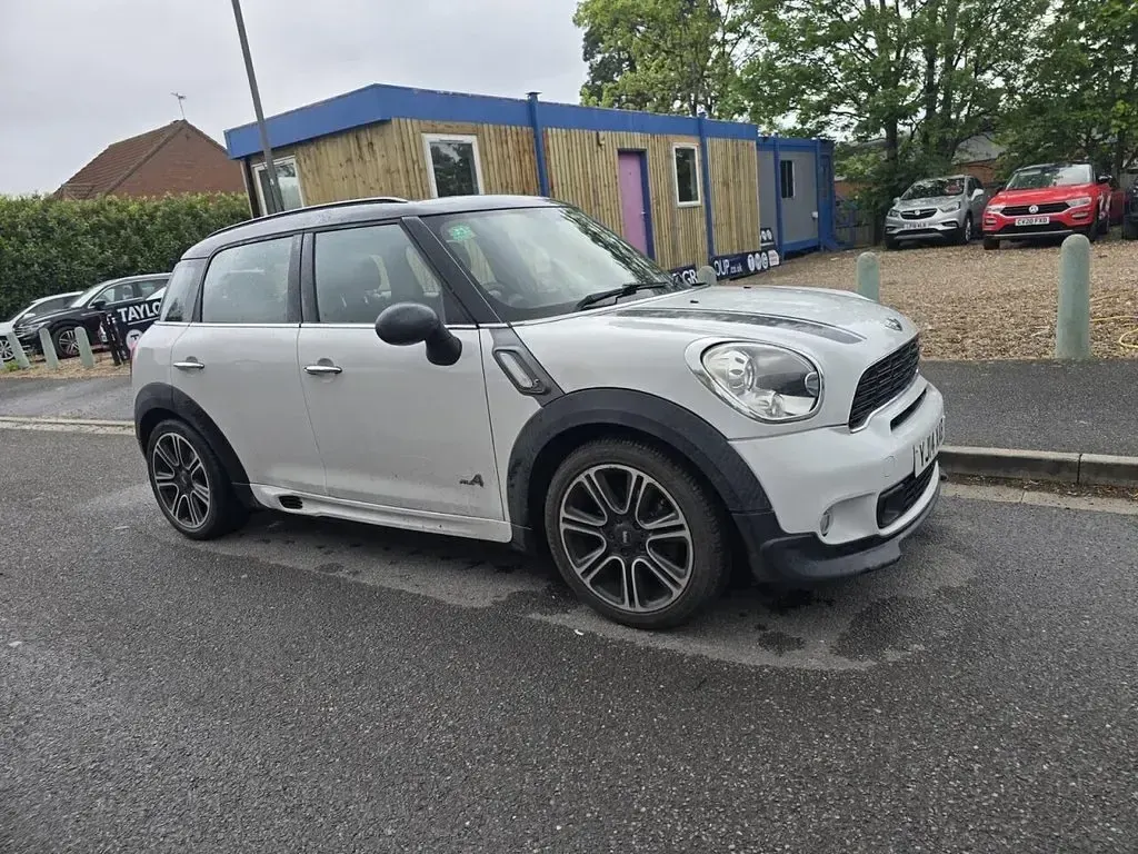 Used Mini Cooper S 184 HP (135 kW) 2014 White Hatchback