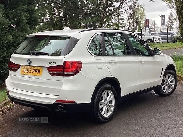 Begagnad BMW X5 231 HK (169 kW) 2015 Vit SUV
