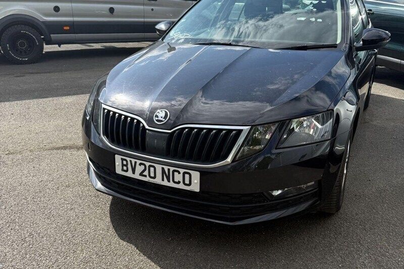 Black Used 2020 Skoda Octavia SE Technology Estate | £6,995 (Super price) - Image 1/1