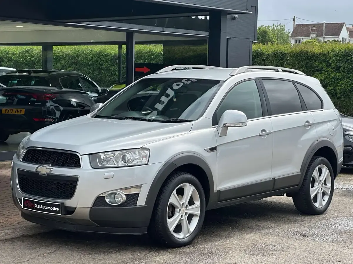 Used Chevrolet Captiva LTZ 184 HP (135 kW) 2012 Silver SUV