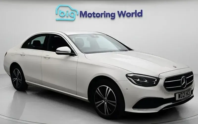 Used Mercedes E220 194 HP (142 kW) 2021 Sedan