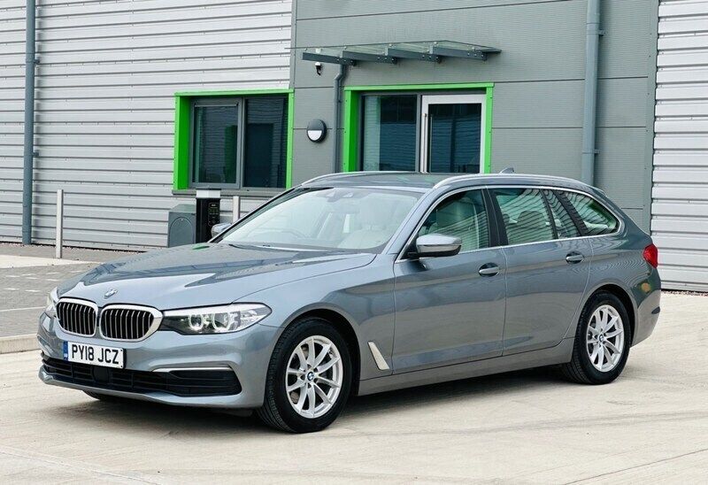 Blue Used 2018 BMW 520 Estate | £10,375 (Fair price) - Image 1/4
