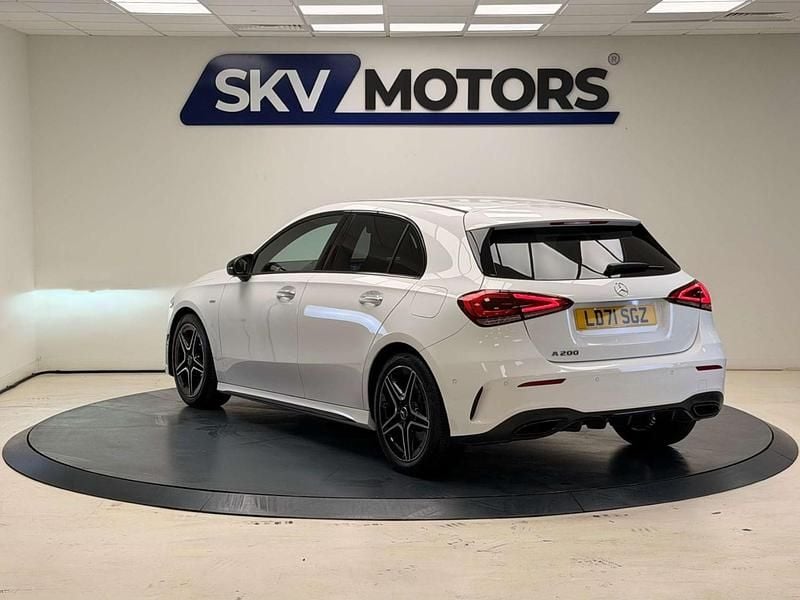 Used Mercedes A200 AMG Line Premium 163 HP (119 kW) 2021 White Hatchback