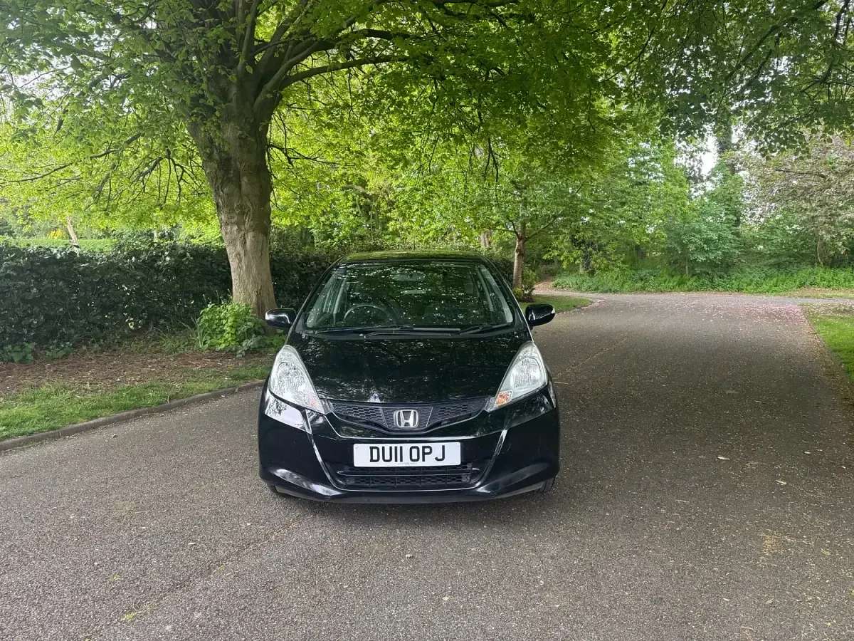 Used Honda Jazz ES 2011 Black Hatchback
