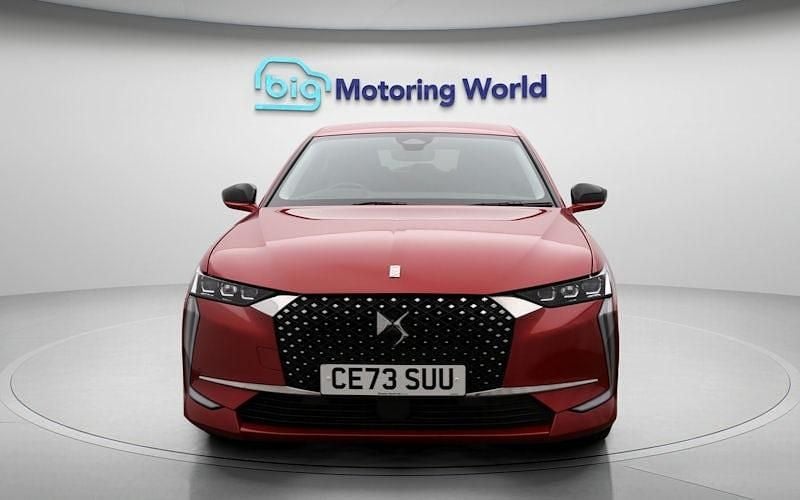Used DS Automobiles DS4 Rivoli 131 HP (96 kW) 2023 Red Hatchback