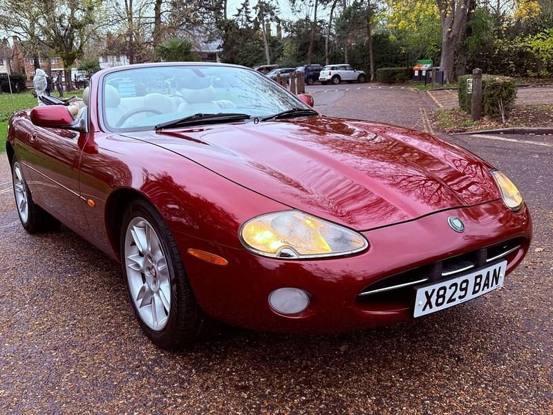 Used Jaguar XK8 2000 Red Cabriolet