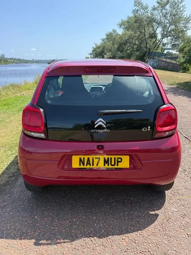 Used Citroën C1 Feel 68 HP (50 kW) 2017 Red Hatchback