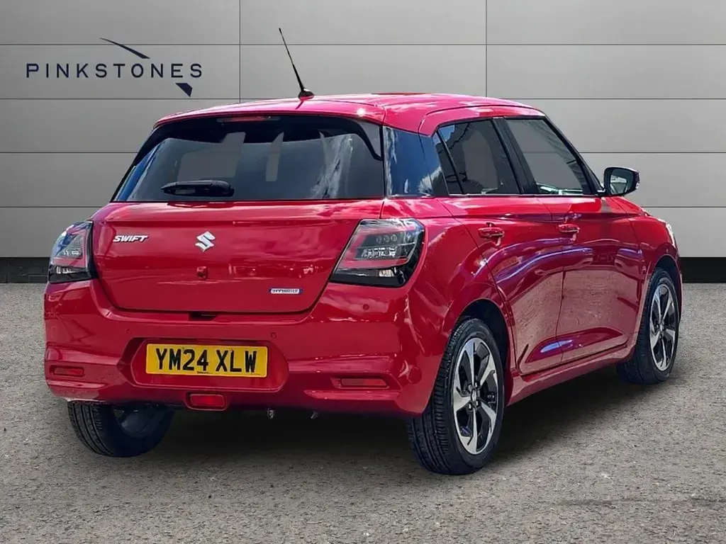 Used Suzuki Swift 82 HP (60 kW) 2024 Red Hatchback