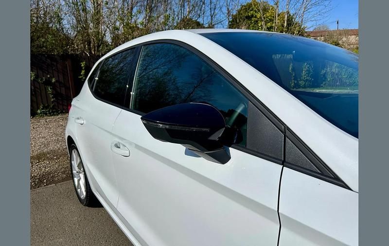 Usata Seat Ibiza FR 113 CV (83 kW) 2025 Bianco Utilitaria