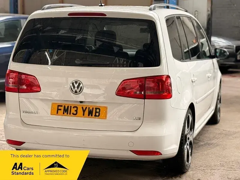 Used VW Touran 150 HP (110 kW) 2013 Silver MPV