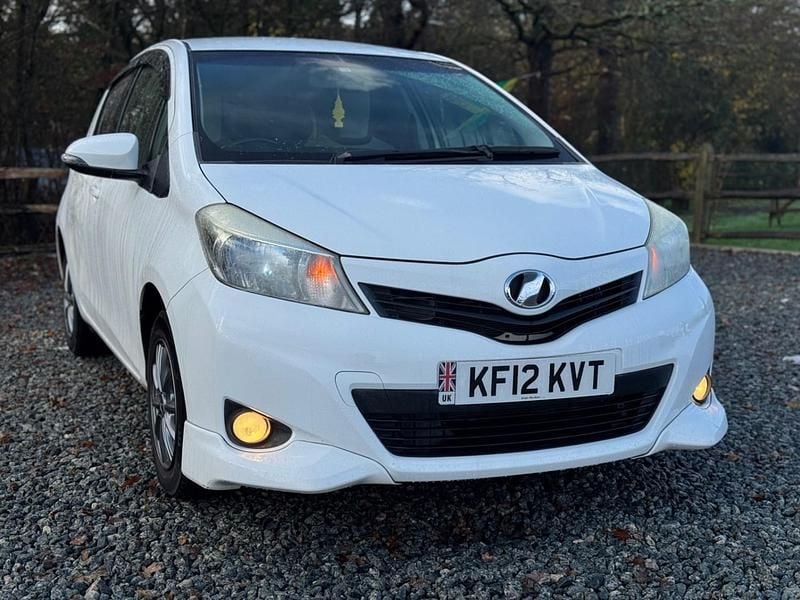 Used Toyota Yaris 2025 White Hatchback