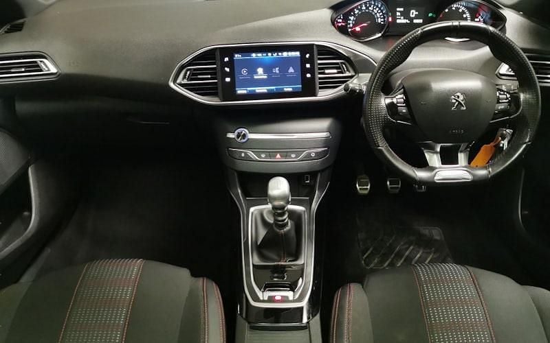 Used 2020 Peugeot 308 GT-line Hatchback | £8,241 (Good price) - Image 1/3