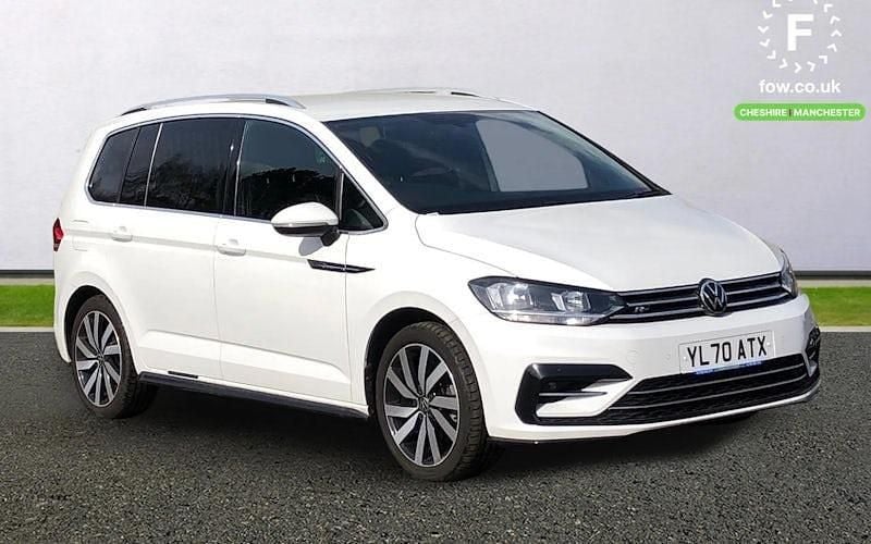 Usado VW Touran R-line 150 HP (110 kW) 2025 Monovolume