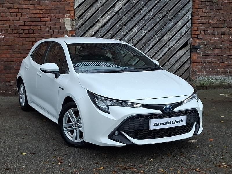 White Used 2021 Toyota Corolla Hatchback | £16,298 - Image 1/4