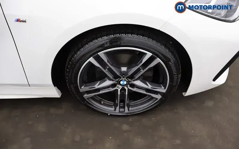 Used BMW 118 M Sport 136 HP (100 kW) 2022 White Hatchback