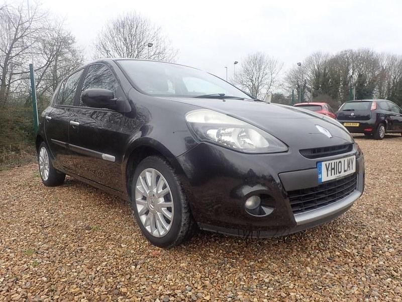 Used Renault Clio II Dynamique 75 HP (55 kW) 2010 Black Hatchback