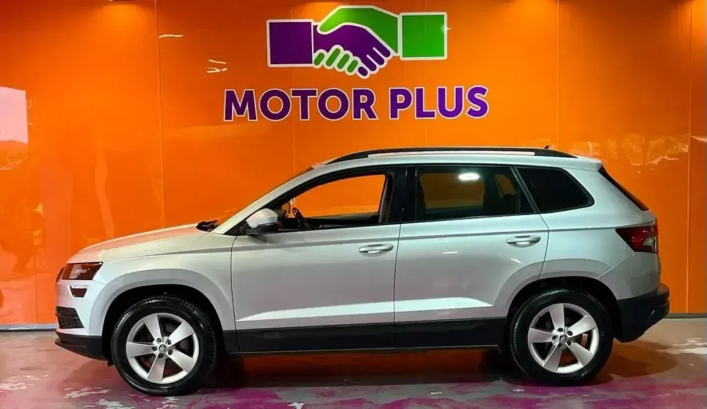 Używany Skoda Karoq SE 150 KM (110 kW) 2019 Srebrny SUV