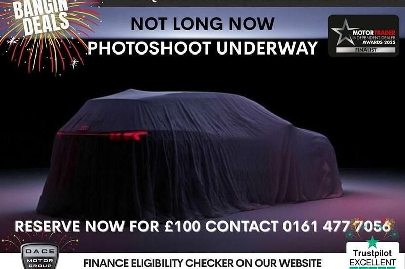 White Used 2016 Hyundai i30 SE Hatchback | £5,890 (Fair price) - Image 1/1