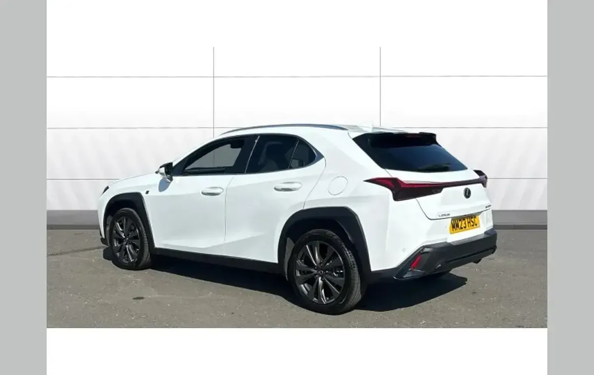 Used Lexus UX 250h Sport Design Packet 180 HP (132 kW) 2023 White SUV