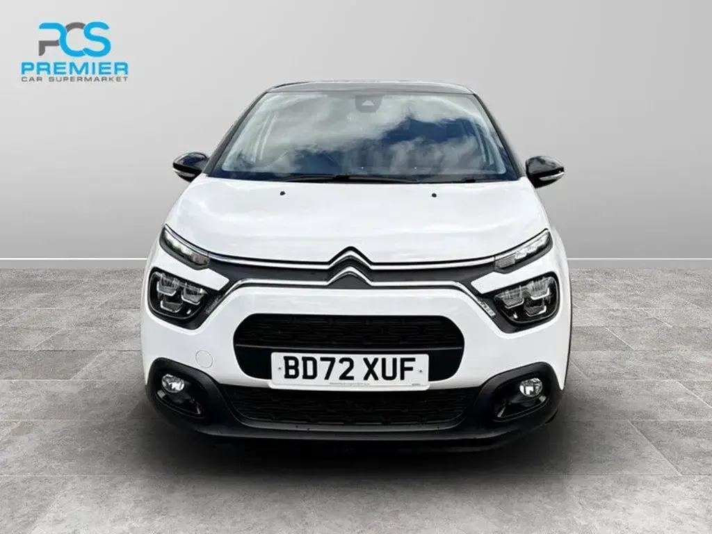 Used Citroën C3 PureTech 2022 Polar white Hatchback