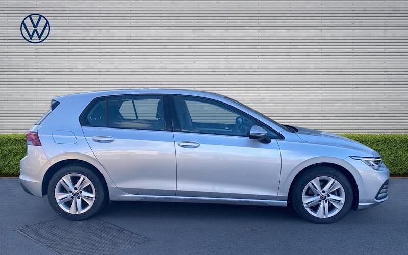Used VW Golf VIII Life 150 HP (110 kW) 2023 Hatchback