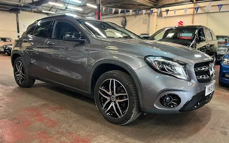 Used Mercedes GLA180 Urban 122 HP (89 kW) 2019 SUV