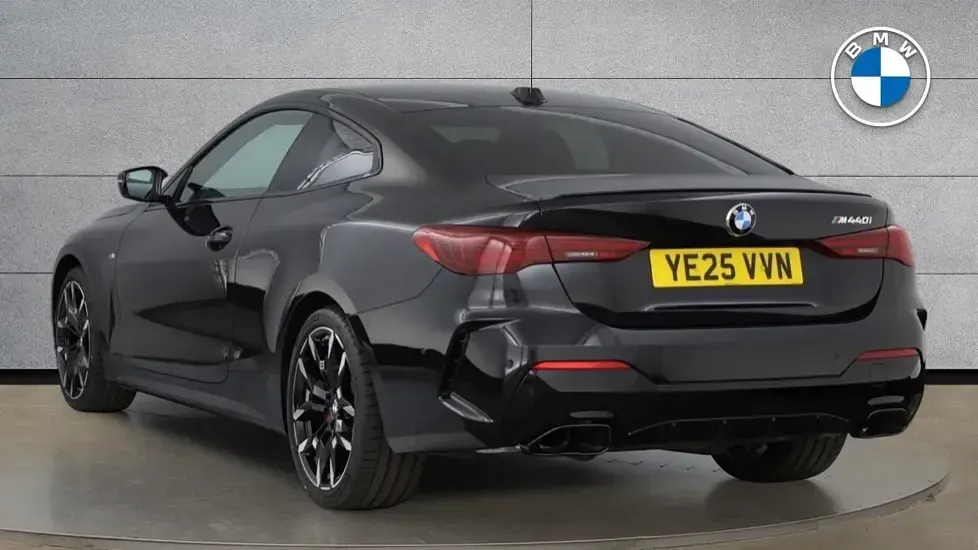 New BMW M440 M Sport 369 HP (271 kW) 2025 Black Sedan