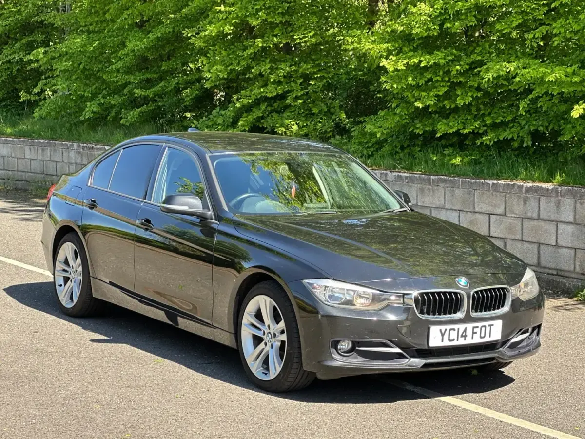Used BMW 320 Sport Line 2014 Black Sedan