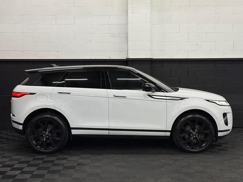 Used Land Rover Range Rover evoque HSE 309 HP (227 kW) 2020 White Estate