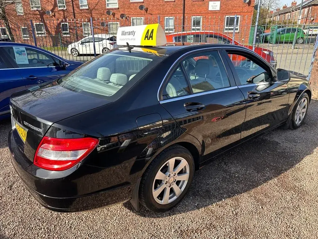 Used Mercedes C180 SE 156 HP (114 kW) 2008 Black Sedan