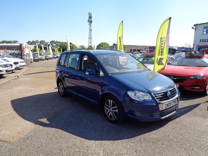 Blue Used 2009 VW Touran SE MPV | £3,495 (Expensive) - Image 1/4