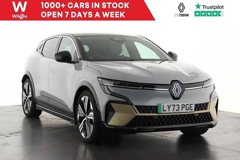Used Renault Megane E-Tech Iconic 160 kW (218 HP) 2024 Grey  Hatchback