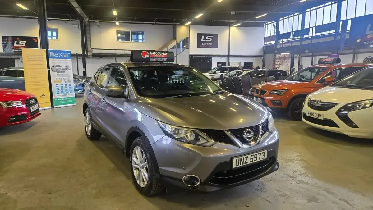 Used Nissan Qashqai Acenta 110 HP (80 kW) 2014 Grey SUV
