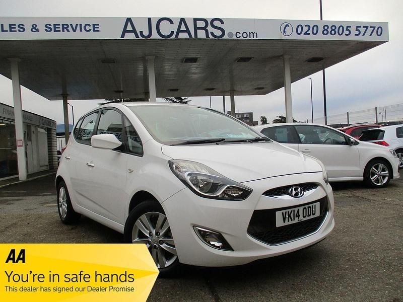 White Used 2014 Hyundai ix20 Active Hatchback | £7,700 (Fair price) - Image 1/4