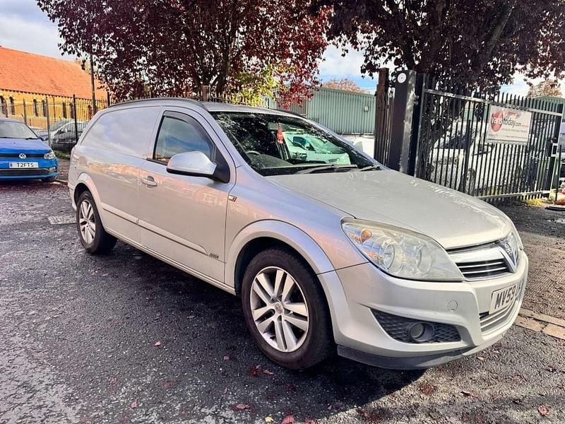 Silver Used 2010 Vauxhall Astra Sportive Van | £1,990 (A bit pricey) - Image 1/4