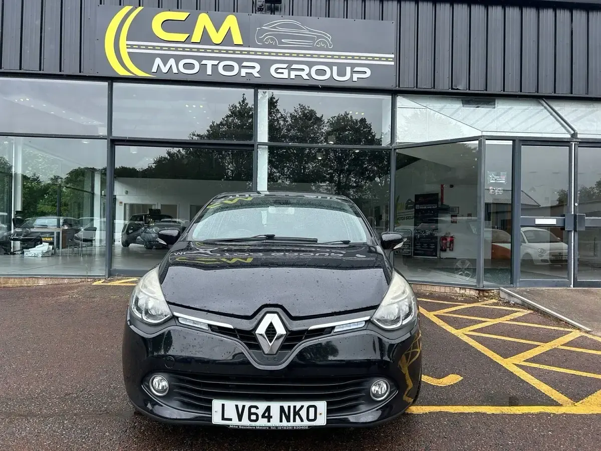Used Renault Clio Dynamique 75 HP (55 kW) 2014 Black Hatchback