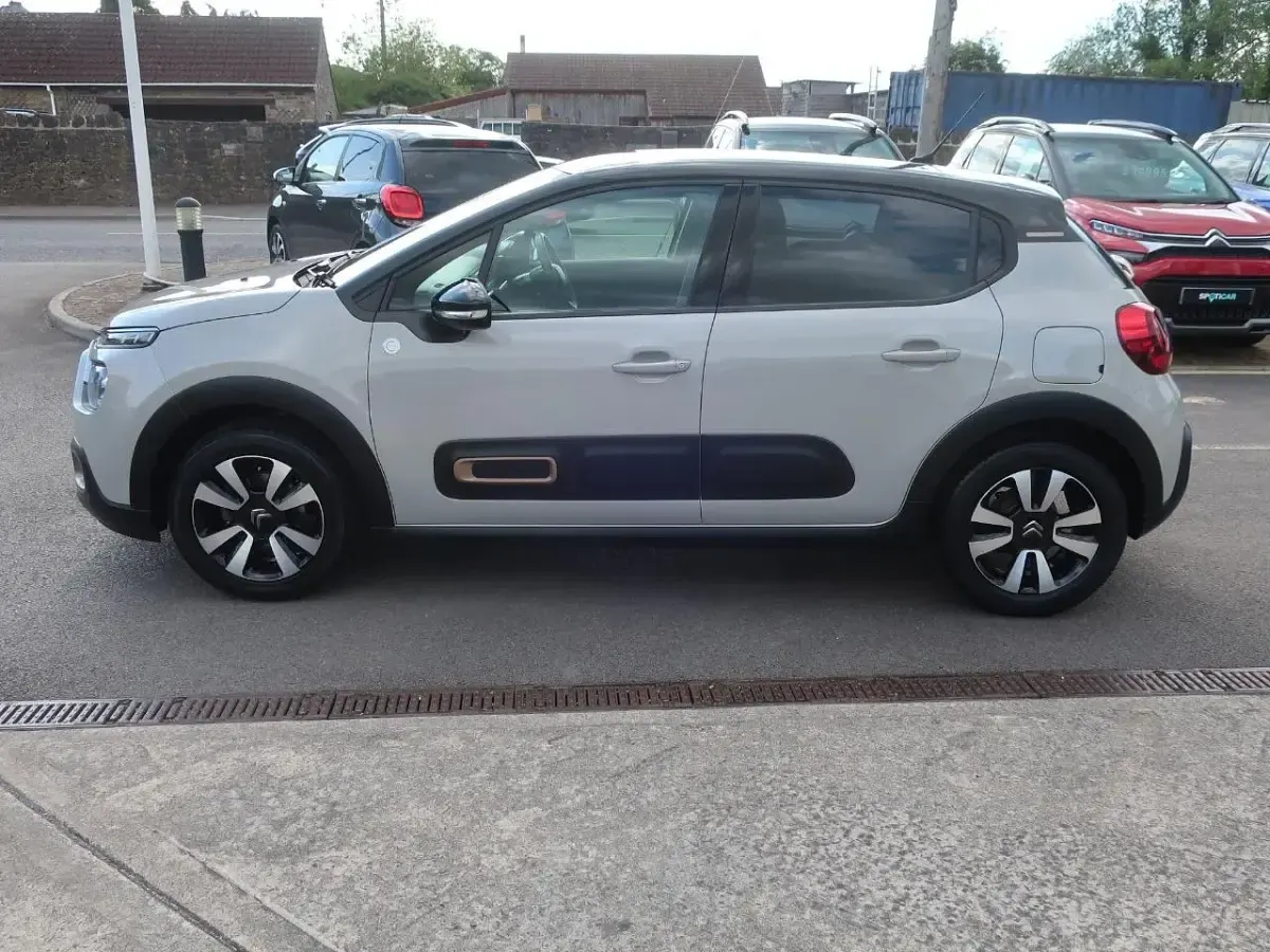Used Citroën C3 PureTech 82 HP (60 kW) 2023 Brown Hatchback