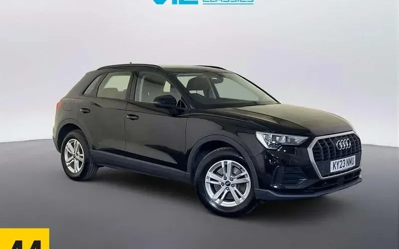 Used Audi Q3 Comfort 245 HP (180 kW) 2023 SUV