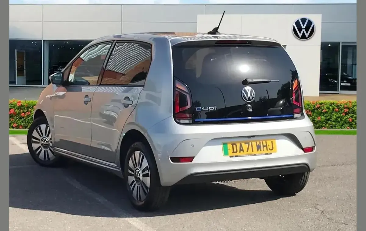 Used VW e-up! 58 kW (80 HP) 2022 Silver Hatchback